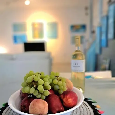 Apartament Cute Double Storey I Pool & Mykonos Town