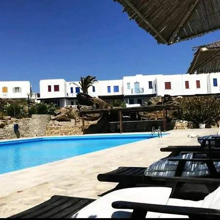 Lägenhet Beachside Double Storey Maisonette With Pool