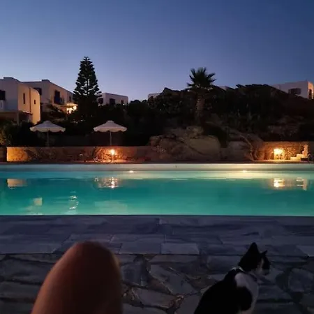Beachside Double Storey Maisonette With Pool * Mykonos Town