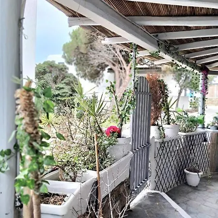 Beachside Double Storey Maisonette With Pool Lägenhet *