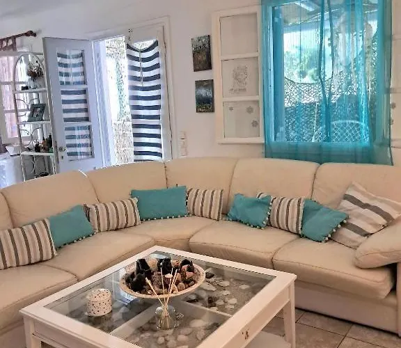 Cute Double Storey I Pool & Appartement *