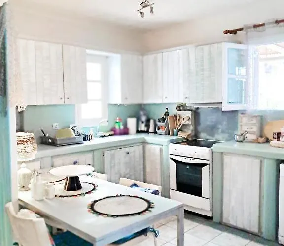 Cute Double Storey I Pool & Appartement