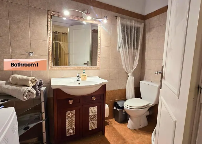 Cute Double Storey I Pool & *