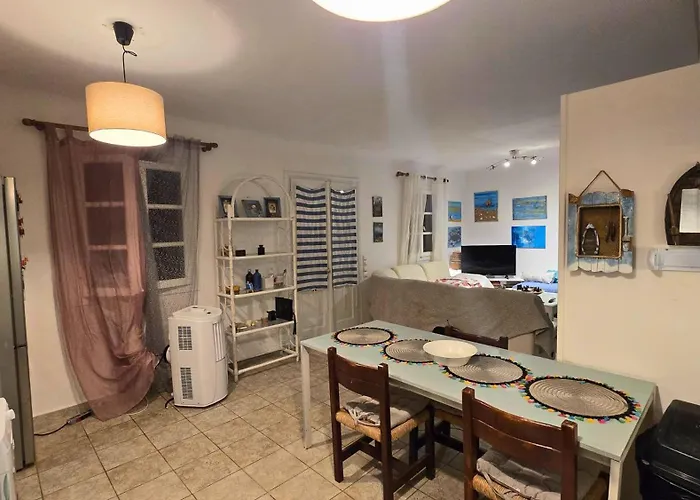 Cute Double Storey I Pool & דירה *